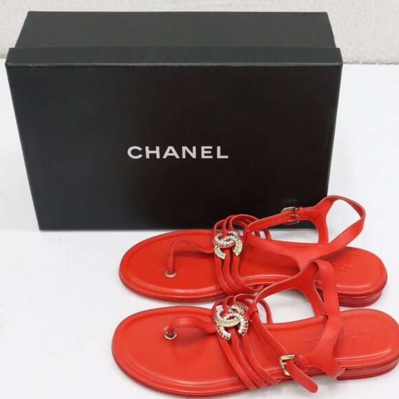 Chanel Lambskin Pearl Crystal CC Thong Sandals Red Size 40/US 10 - Picture 1 of 16